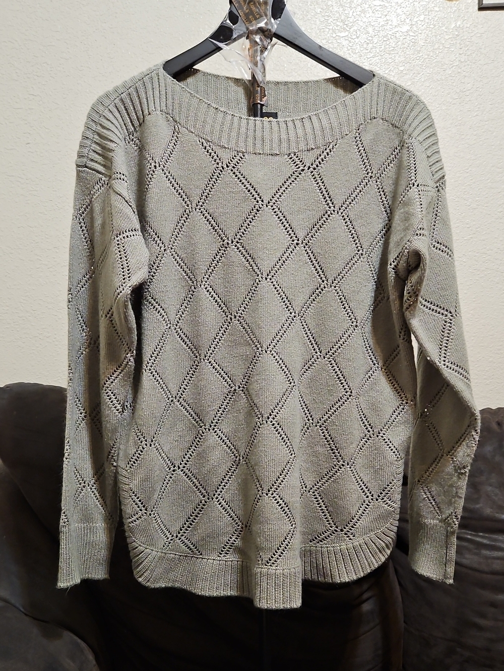Lee Openwork Diamond-Pattern Crewneck Sweater in Sage Green